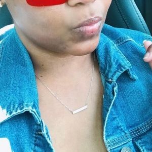 Meet your Posher, Latora